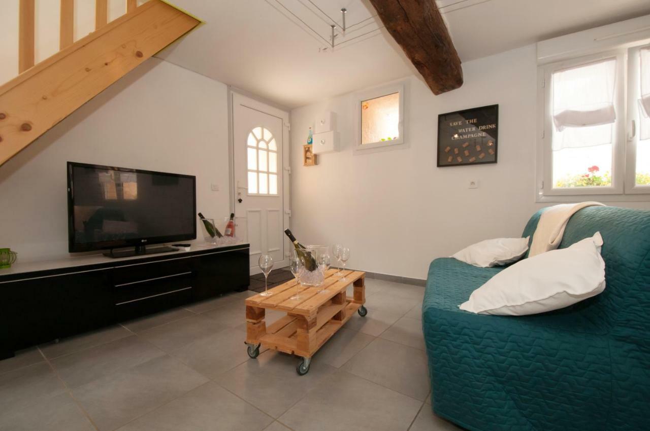 La Villa Des RosesCormoyeux 部屋 写真